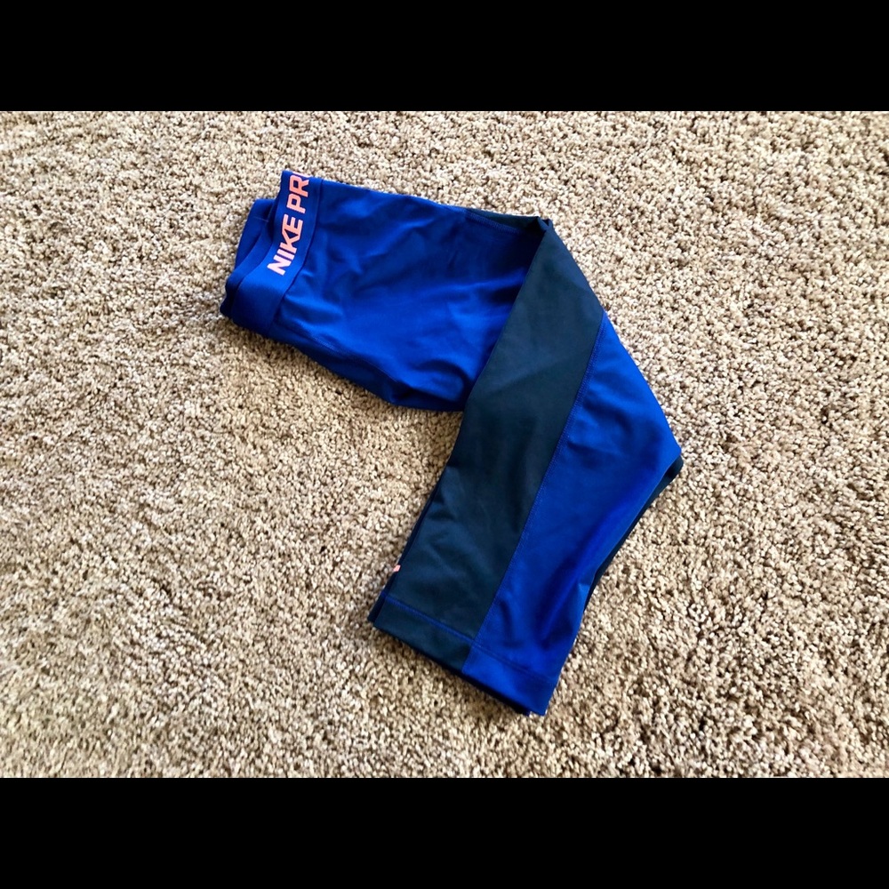 Nike women’s capri